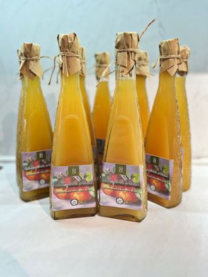 Натуральный яблочный уксус Табиий олиа сиркаси