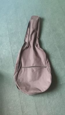 Gitara sotiladi Akustik 38