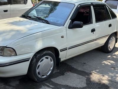 Продается Нексия 1