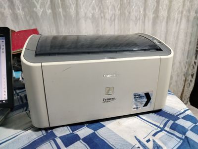 Canon 2900 printer sotiladi