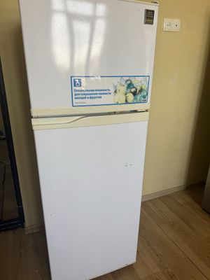 Холодилник продаетса