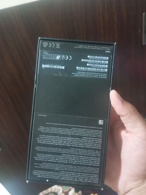 Iphone 12 pro max karobka sotiladi