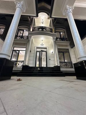 Продается Евродом 7 комнат, ор-р: Никитина, 360 м²