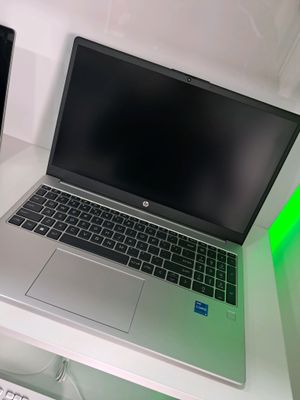 Ноутбук HP 250 G10