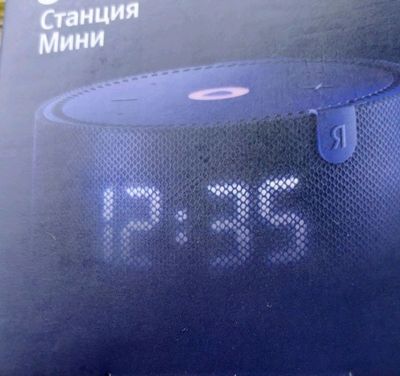 продаю Алису колонку
