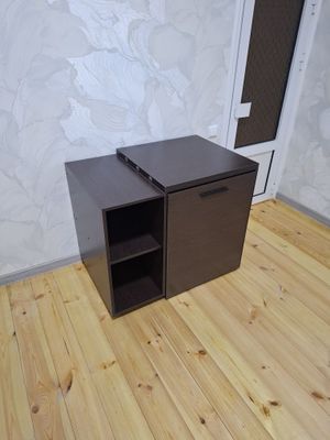 Офисни и учебний столик