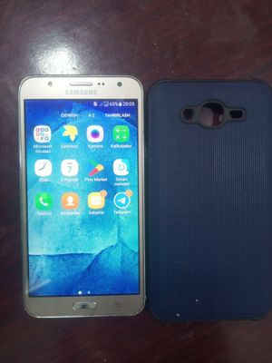Samsung J7 idiyalnoy