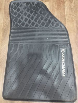 Полики на chevrolet tracker