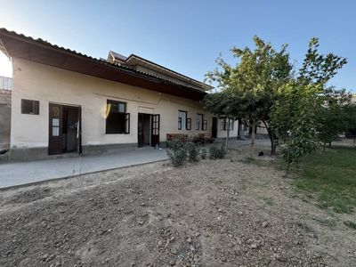 Продаётся участок 9 соток ул.Матонатли 130м² ор-р: алгоритм бетонка