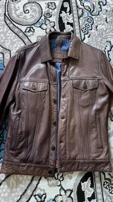 Кожаная куртка massimo dutti