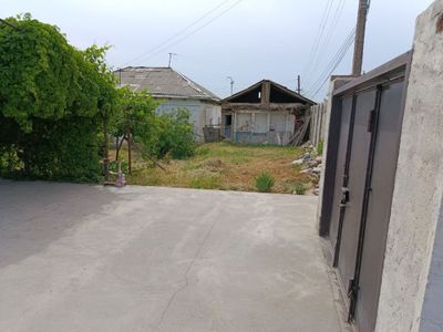 Дархан махалла 4 соток 4хона хамма шароитла бор