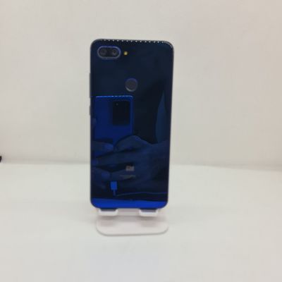 Mi 8 lite sotiladi dastavka bor
