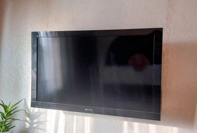 Телевизор Sony Bravia 40.B×400 Малайзия.