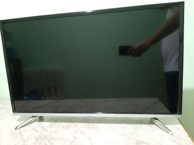 Самарқанд шаҳрида телевизор сотилади.