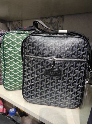 Сумки разные осартименте бренд Goyard