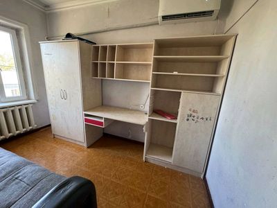 Детский гарнитур и диван
