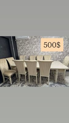 Продам большой стол, 10 стульев и комод