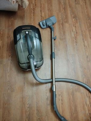 Продам моющий пылесосTomas aqua XT