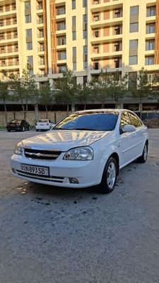 Ласетти 2011-год 3-позиция Автомат