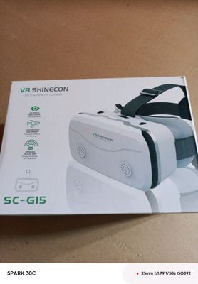3D formatli koʻzoynak real hayotni tomosha qiling