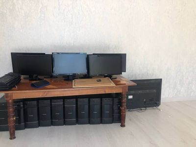 Компьютер 8та сотилади