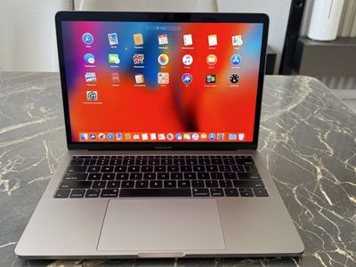 MacBook PRO 2017год A1708. Retina. Core i5/16GB/256GB