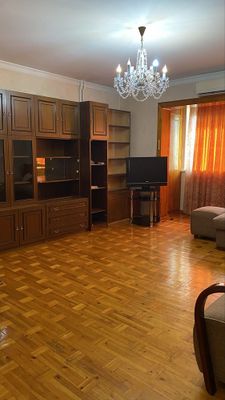 Сдается 3/5/9 квартира
