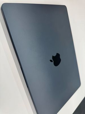 MacBook 13 M3 chip 8/256 Gb
