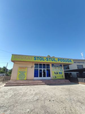 Noturar Bino sotiladi