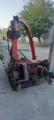 Sotiladi makka silos qiladigan aparat