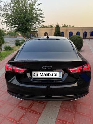 Malibu xl 2023 Qora 9.000 km yurgan