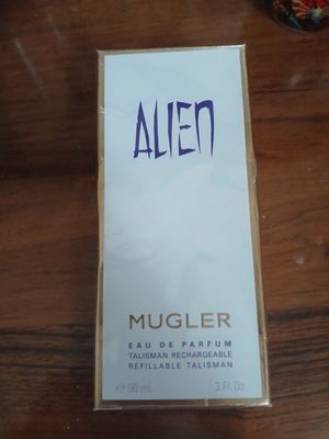 Продам парфюм Alien 90мл