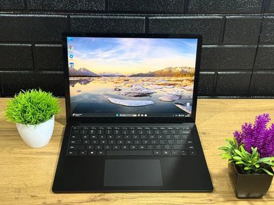 Microsoft Surface Laptop 5