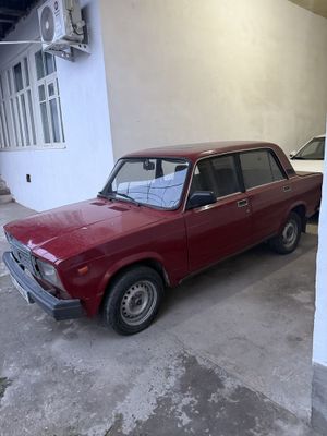 Lada 2107 jiguli sotuvda