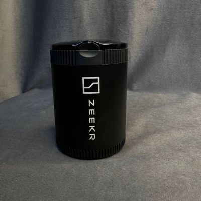 Бардак (перельница) для Zeekr от «ZeekrShop»