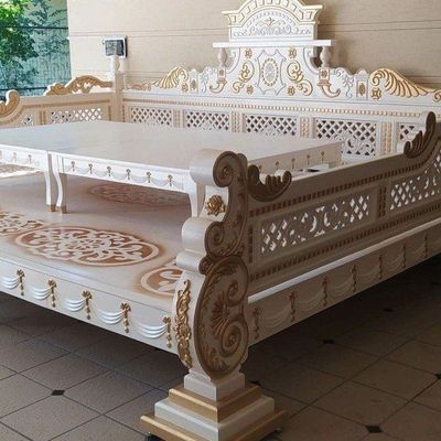 Сури тапчан карават