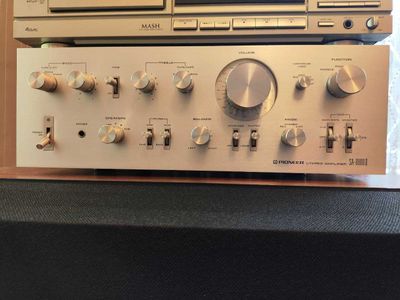 Продается усилитель Pioneer SA-8800II