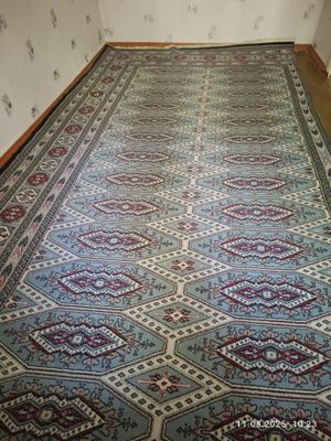 Продам б/у ковёр
