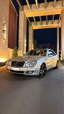 Продаю Mercedes Benz w211 e200k