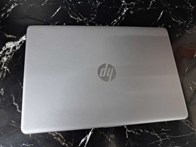 Noutbuk HP core i3 11- avlod . 8/256 SSD