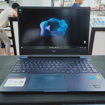 Продам игровой ноутбук HP VICTUS в хорошем состоянии с гарантией и 305