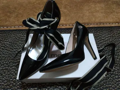 Продам туфли новые красивые