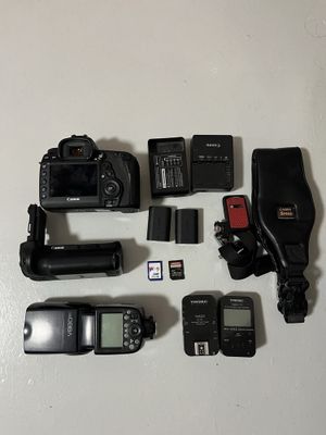 Canon 5D Mark 4 sotiladi