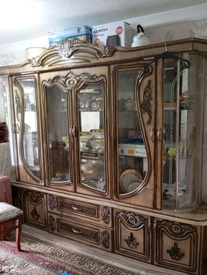 Mebel sotiladi