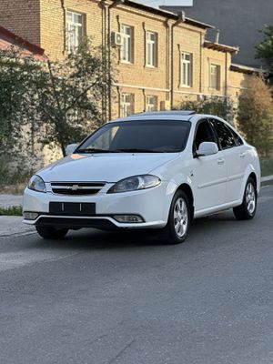 Ласетти Gentra 3 pozitsa avtomat 2019 yil benzin
