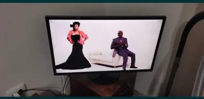 Продается телевизор Samsung 32 диоганаль