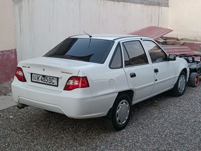Nexia 2 sotiladi. 1,6 motor, xolati zoʻr. Probeg 195000, kraska toza