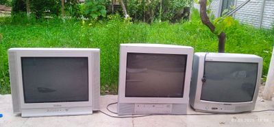Телевизор сотилади 3 та