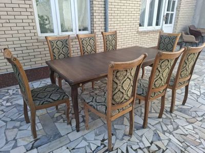 Rabochi holatlar yaxshi 8 ta stulchik 1 stol