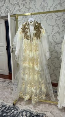 Платье